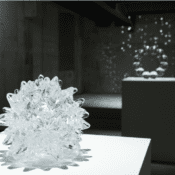 「札幌国際芸術祭2024」の見どころをレポート。雪の街・札幌がアートを通し、未来への問いと行動にあふれた「実験区」になる37日間